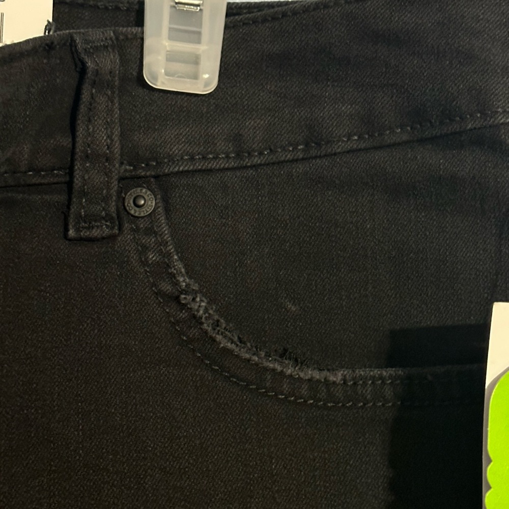 Style & Co Plus Straight Crop Black Denim - Picture 6 of 8